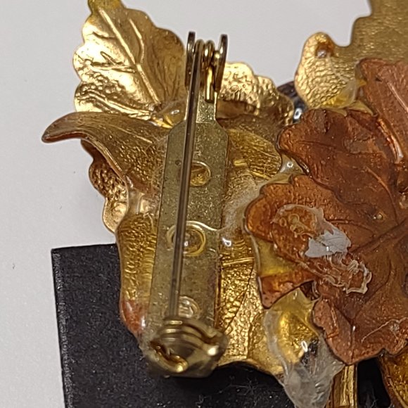 Awesome Fall Themed Lucky Elephant Brooch - Picture 14 of 14